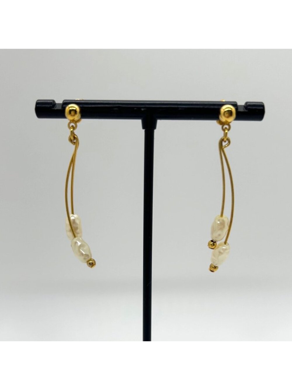 Faux Freshwater Pearl Gold-Tone Dangle Earrings Minimalist Design Lightweight